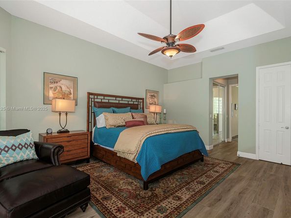 1100 SW 156th Ave, Pembroke Pines FL 33027