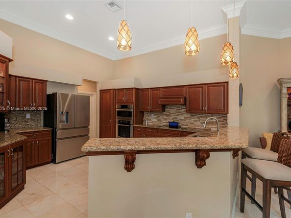 1100 SW 156th Ave, Pembroke Pines FL 33027