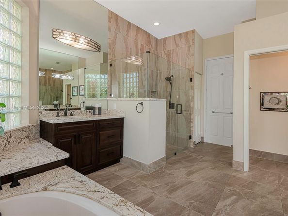 1100 SW 156th Ave, Pembroke Pines FL 33027