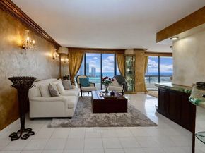 3530 Mystic Pointe Dr 2915, Aventura FL 33180