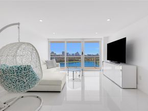 3701 N Country Club Dr 1805, Aventura FL 33180