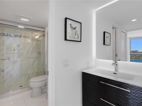 3701 N Country Club Dr 1805, Aventura FL 33180