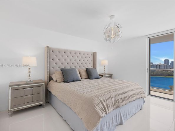 3701 N Country Club Dr 1805, Aventura FL 33180