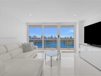 3701 N Country Club Dr