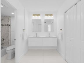 3701 N Country Club Dr 1805, Aventura FL 33180