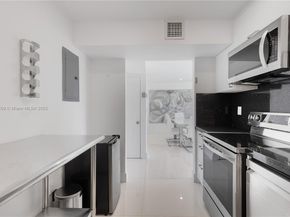 3701 N Country Club Dr 1805, Aventura FL 33180