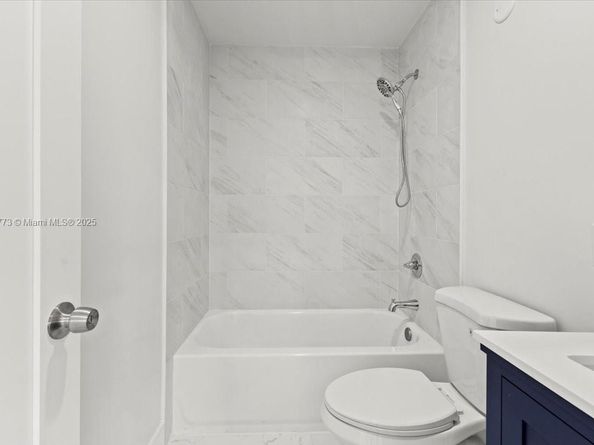 19320 NW 37th Ave, Miami Gardens FL 33056