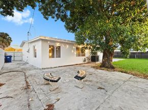 19320 NW 37th Ave, Miami Gardens FL 33056