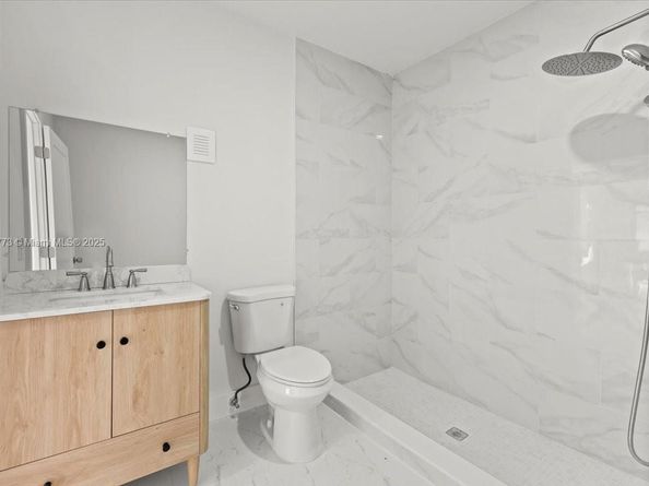 19320 NW 37th Ave, Miami Gardens FL 33056