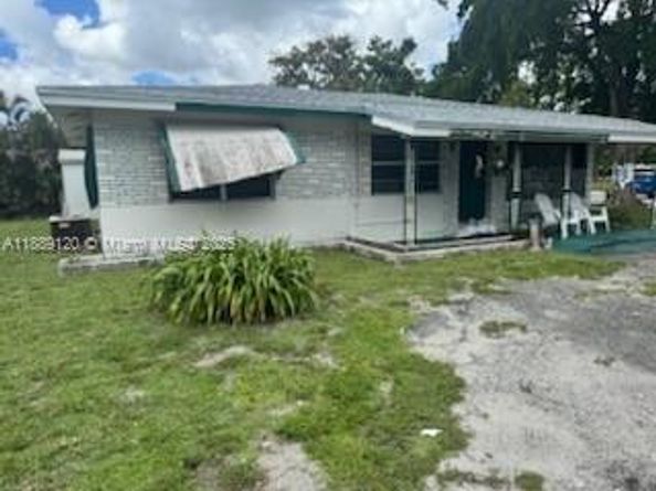Undisclosed Address #A11889120, Oakland Park FL 33334