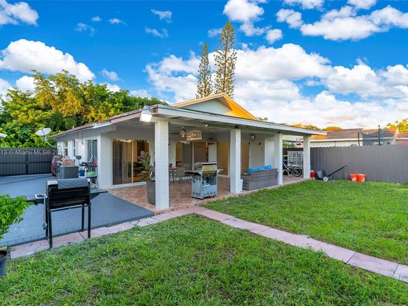 12006 SW 210th Ter, Miami FL 33177