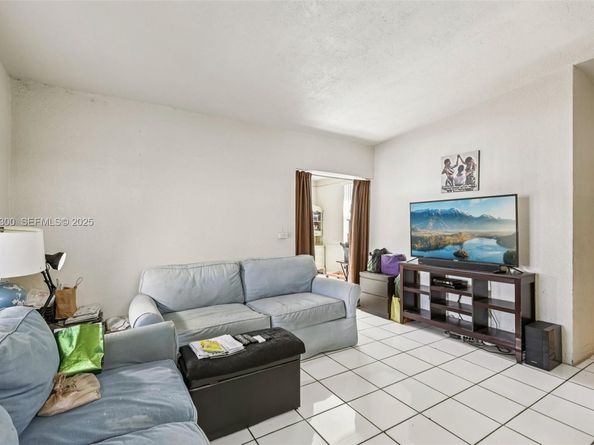 16440 NW 23rd Ct, Miami Gardens FL 33054