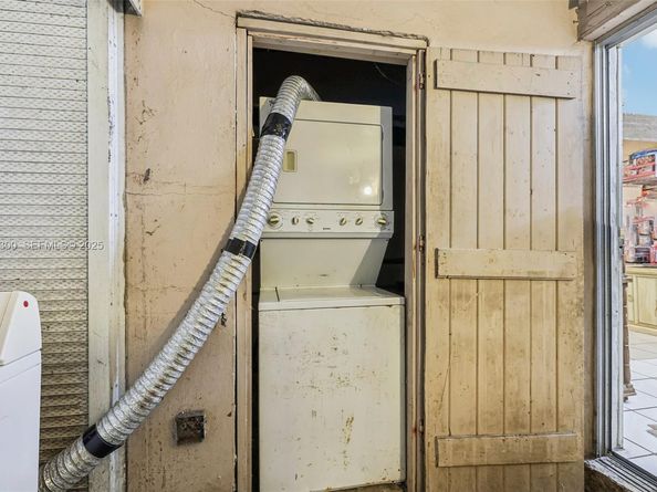 16440 NW 23rd Ct, Miami Gardens FL 33054