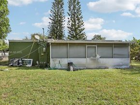 16440 NW 23rd Ct, Miami Gardens FL 33054