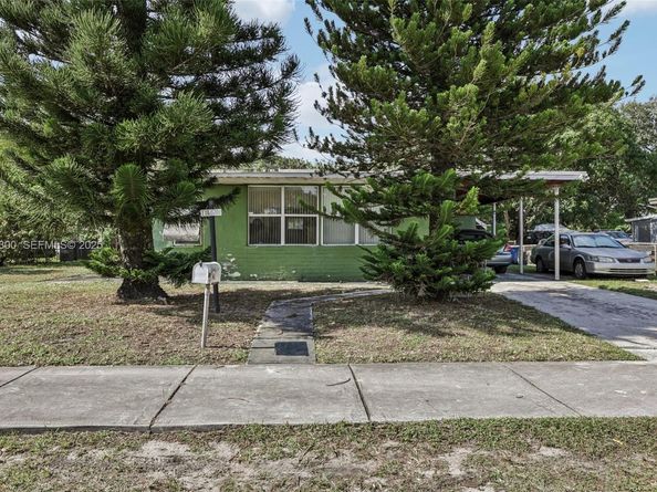 16440 NW 23rd Ct, Miami Gardens FL 33054