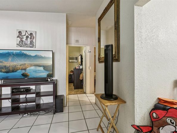 16440 NW 23rd Ct, Miami Gardens FL 33054