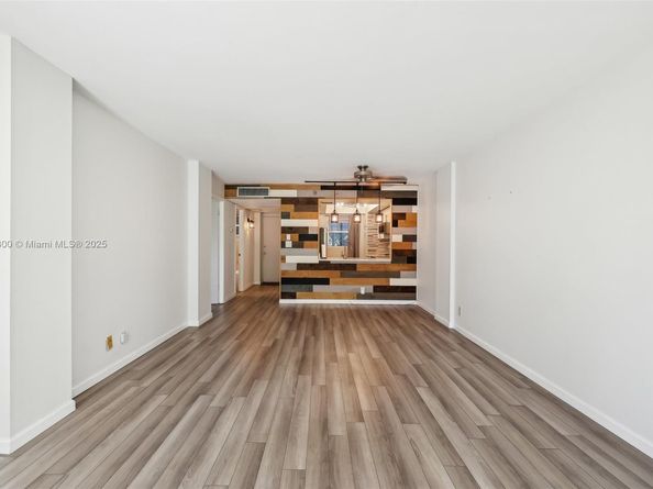 101 Royal Park Dr 1D, Oakland Park FL 33309