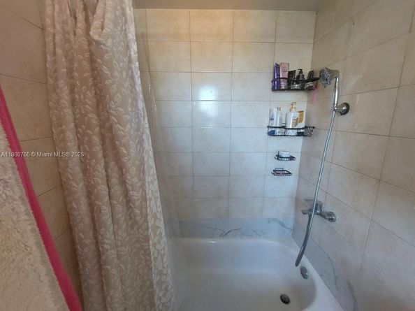 6767 Indian Creek Dr 1B, Miami Beach FL 33141
