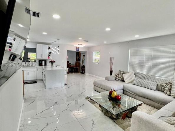 6120 SW 15th Ct, North Lauderdale FL 33068