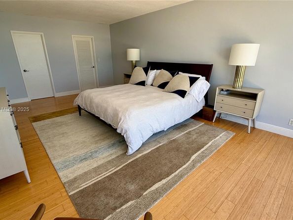 900 Bay Dr 727725, Miami Beach FL 33141