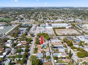 1935 Arthur St, Hollywood FL 33020