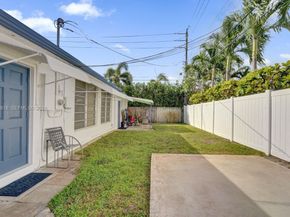 4621 NE 2nd Ave, Oakland Park FL 33334