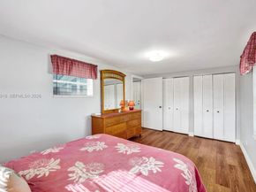 4621 NE 2nd Ave, Oakland Park FL 33334