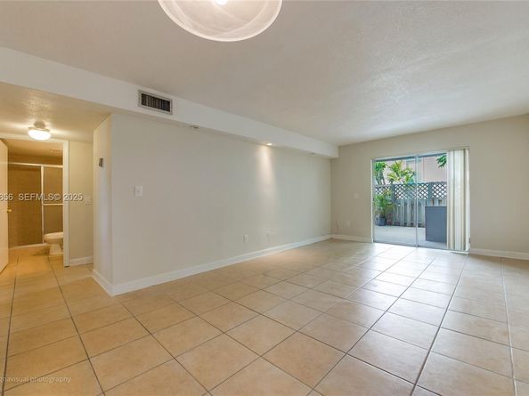 4600 SW 67th Ave 125, Miami FL 33155