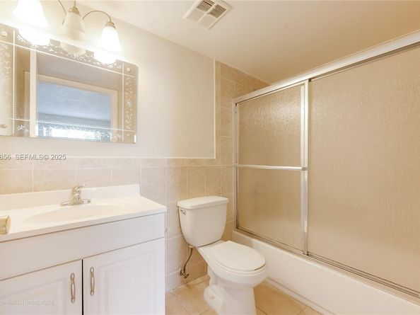 4600 SW 67th Ave 125, Miami FL 33155