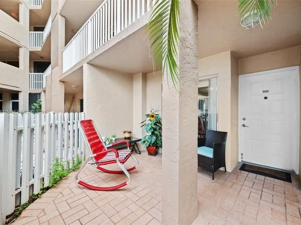 7414 Trent Dr 108, Tamarac FL 33321