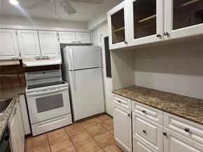 16901 NE 13th Ave 103, Miami FL 33162