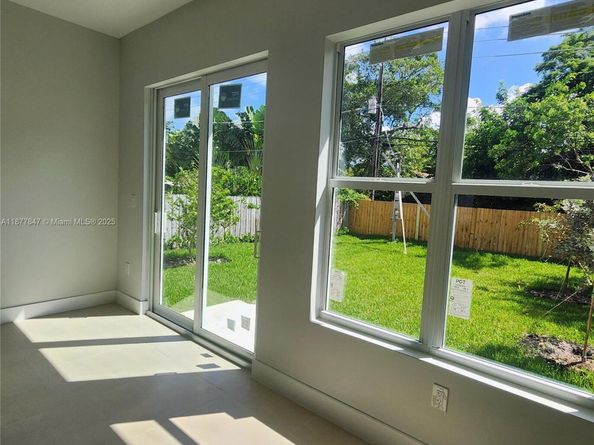 1214 NW 4th Ave, Fort Lauderdale FL 33311
