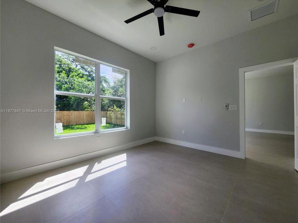 1214 NW 4th Ave, Fort Lauderdale FL 33311