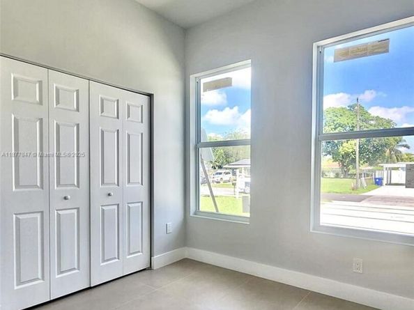 1214 NW 4th Ave, Fort Lauderdale FL 33311