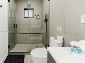 187 NW 53rd St, Miami FL 33127