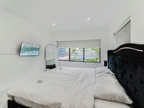 187 NW 53rd St, Miami FL 33127