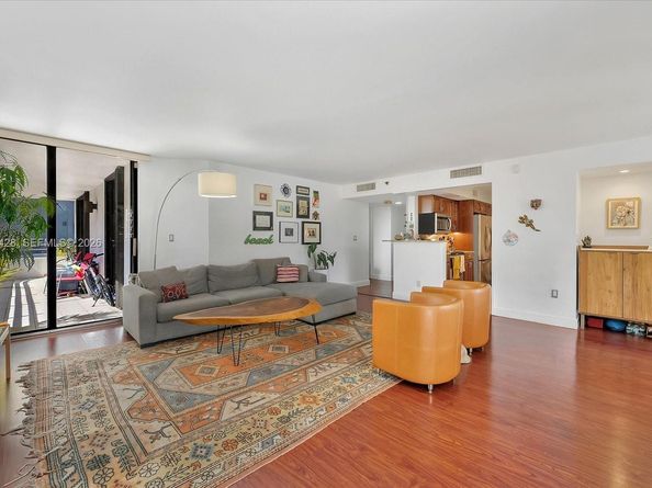 Undisclosed Address #A11966428, Miami FL 33129