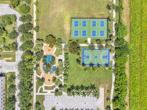10887 SW 229th St, Miami FL 33170