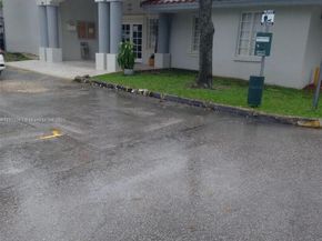 Undisclosed Address #A11875361, Miami FL 33193