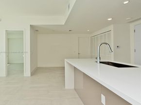 2000 Metropica Way 2206, Sunrise FL 33323