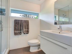 84 Bay Heights Dr, Miami FL 33133