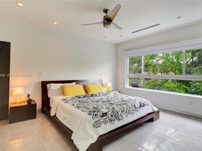 84 Bay Heights Dr, Miami FL 33133