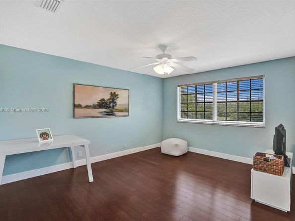 2509 Hunters Run Way, Weston FL 33327