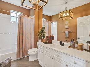 2509 Hunters Run Way, Weston FL 33327
