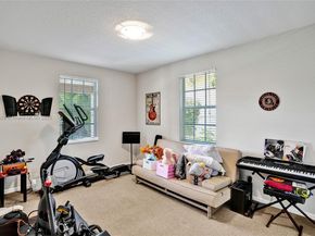 2509 Hunters Run Way, Weston FL 33327