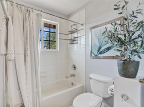 2509 Hunters Run Way, Weston FL 33327