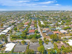 5650-5652 NE 17 TERRACE, NE 17th Ter, Fort Lauderdale FL 33334