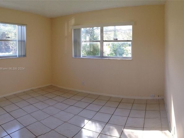 7900 S Colony Cir S 101, Tamarac FL 33321