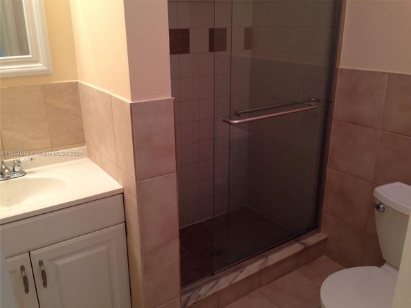 7900 S Colony Cir S 101, Tamarac FL 33321