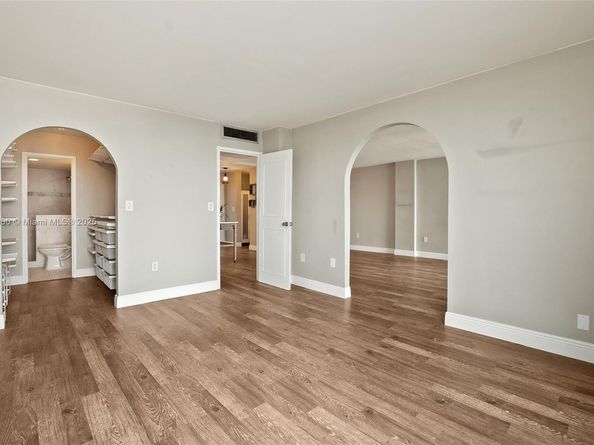 150 SE 25th Rd 10K, Miami FL 33129